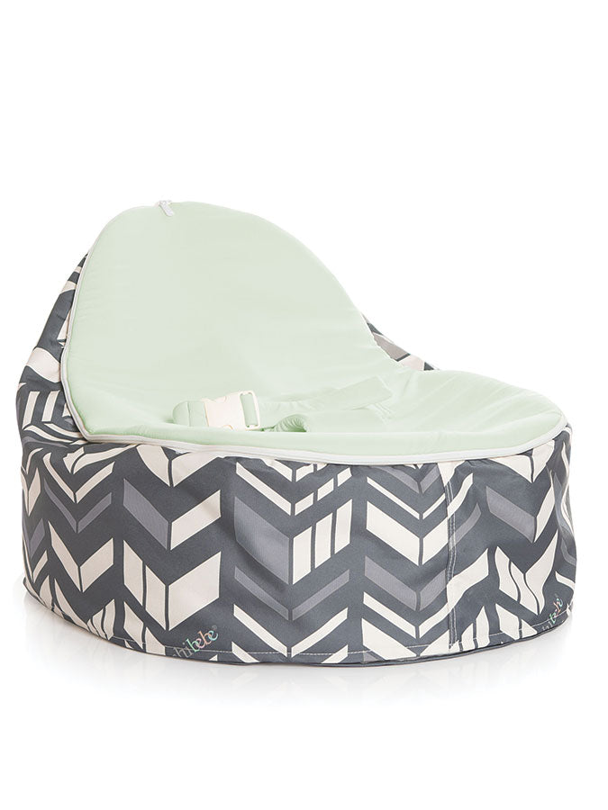Chibebe Snuggle Pod baby bean bag in Chevron design with Lime seat top