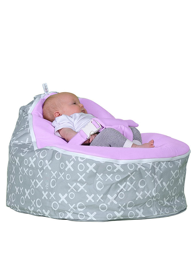 baby resting on hugs and kisses baby bean bag by chibebe snuggle pod