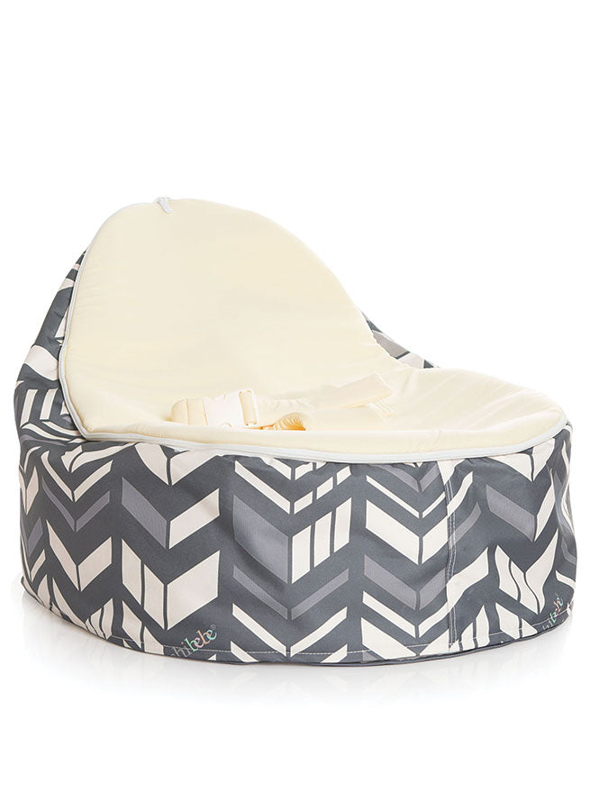 Chibebe baby bean bag Snuggle Pod in Chevron design with Cream seat